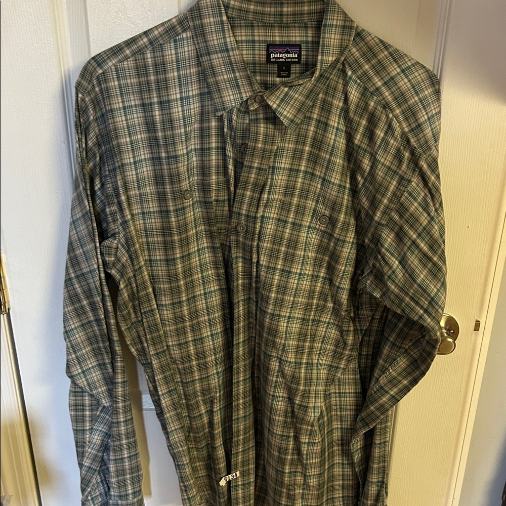 Patagonia Teal and White Plaid Shirt